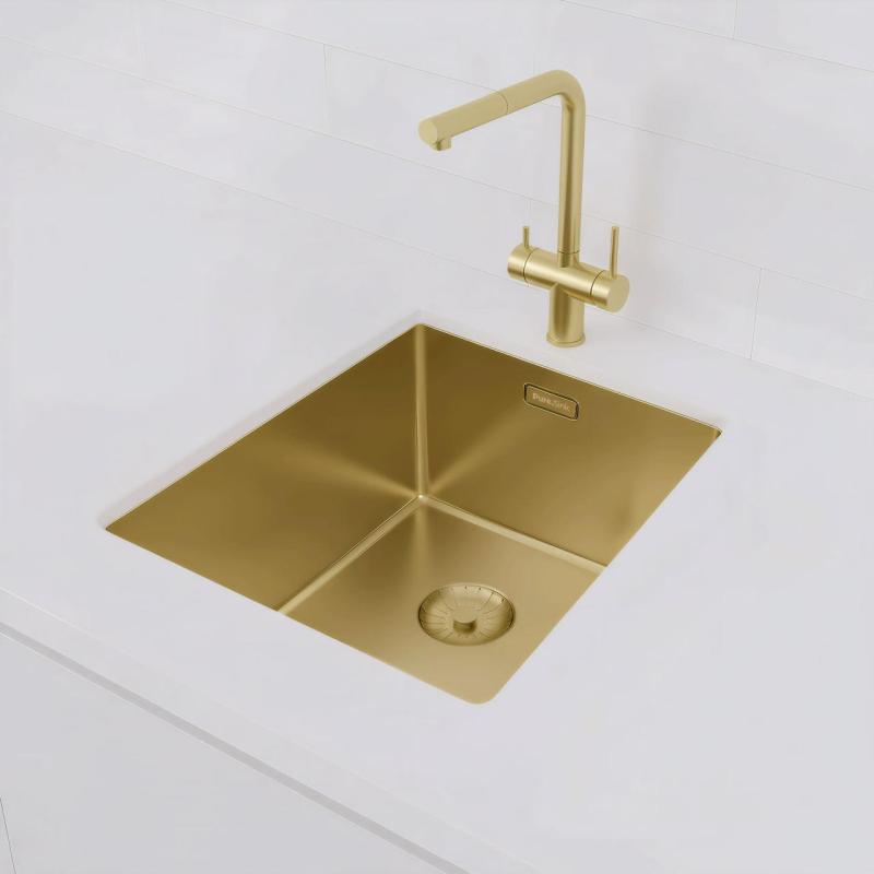 Pure.Sink Prestige pomivalno korito 34x40 cm PVD Zlato 10 mm radijus za podgradnjo, vgradnjo na ravni in nadgradnjo PPG3440-60