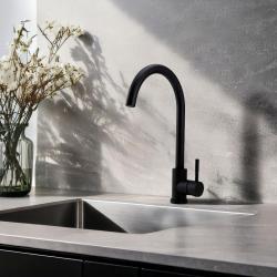 Pure.Sink Elite Steel Stream kuhinjska armatura Mat črna PS8044-10