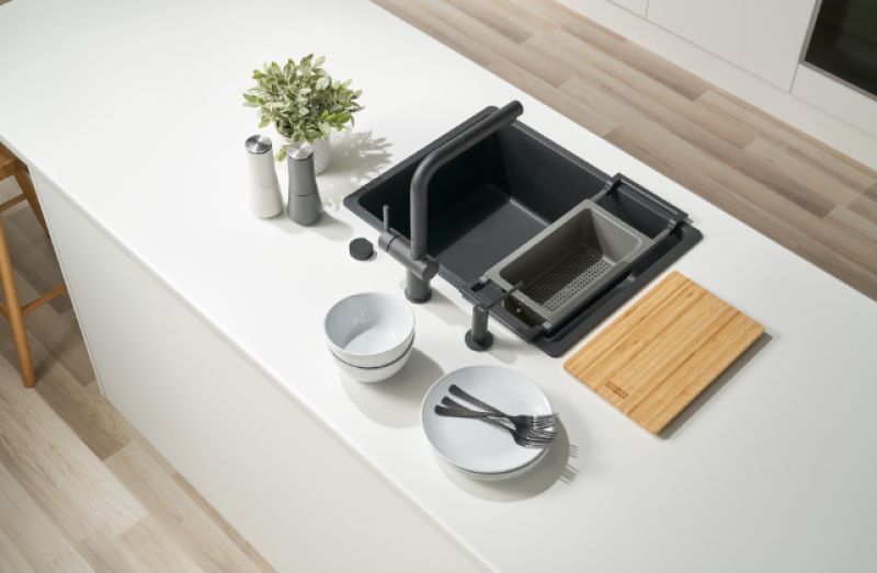 Franke Universalni Pripomoček All-In Set 1 - Rezkalna deska, Plastična Vložna Posoda in Teleskopski Most 112.0655.481