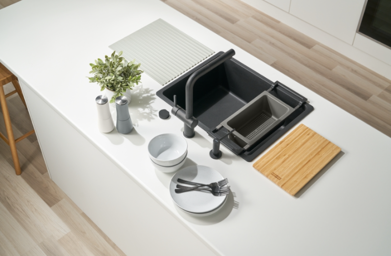 Franke Universele Accessoire All-In Set 3 - Rezkalna deska, plastična vstavljiva posoda, odcejalna podloga in teleskopski most 112.0655.483