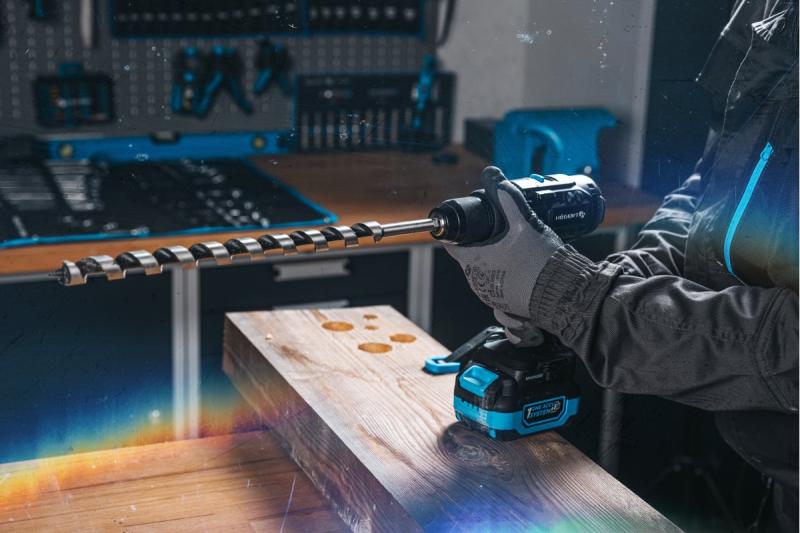 Högert Brezkrtačni akumulatorski udarni vrtalnik 18V za opeko, kamen, les, kovino in plastiko