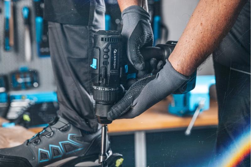 Högert Brezkrtačni akumulatorski udarni vrtalnik 18V za opeko, kamen, les, kovino in plastiko