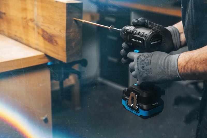 Högert Brezkrtačni udarni vijačnik 18V