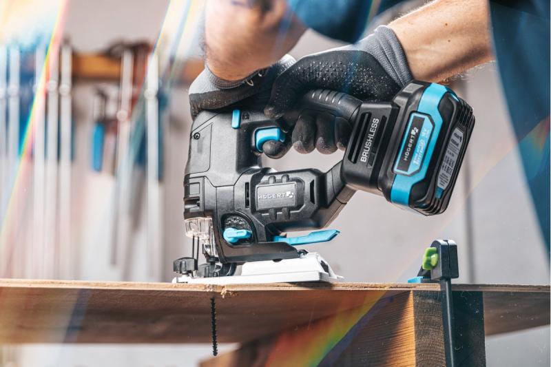 HÖGERT akumulatorska vbodna žaga, 18V, antivibracijski ročaj - brez akumulatorja