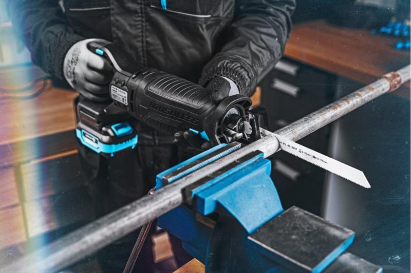 HÖGERT accu-reciprozaagset, 18V, zonder borstels, accu, oplader, accessoires