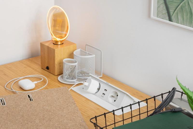 Mehki izvlečni modul za vtičnice.