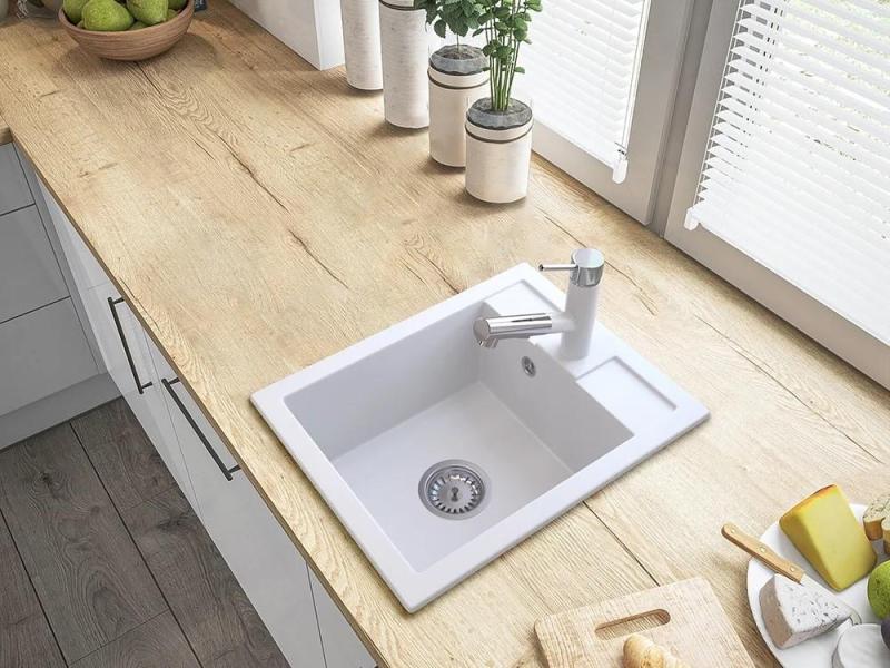 Graniteland Ceres Kuhinjska Armatura Bela z Izvlečno Izlivko in Dvojno-Funkcijsko Ročno Prho 1208970709