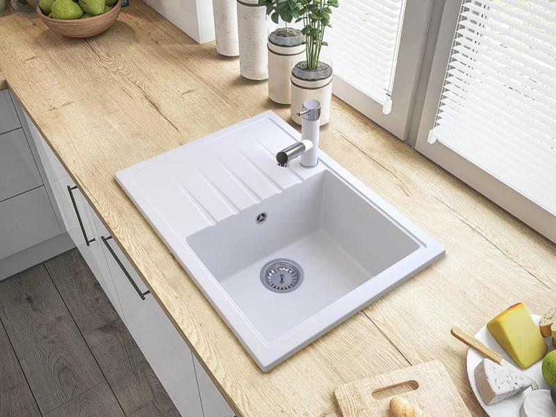 Graniteland Ceres Kuhinjska Armatura Bela z Izvlečno Izlivko in Dvojno-Funkcijsko Ročno Prho 1208970709