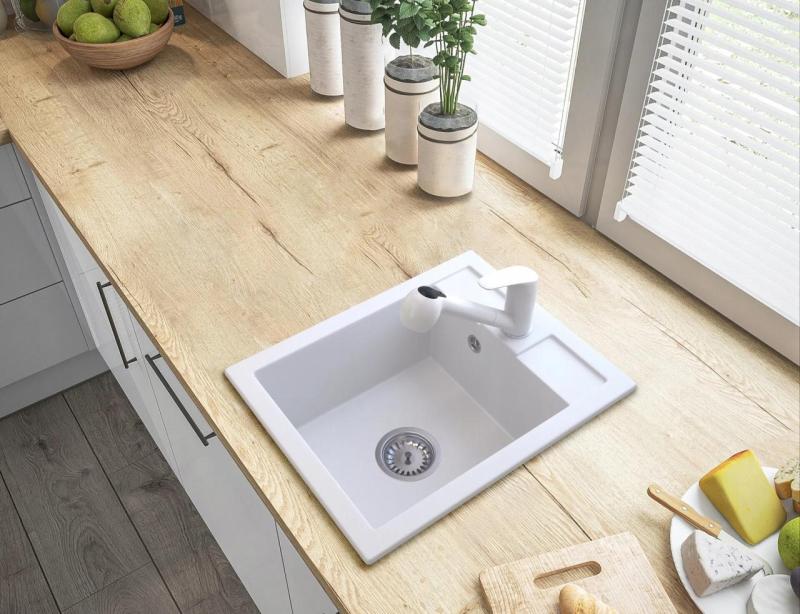 Graniteland Rhea Kuhinjska Armatura Bela z Izvlečno Cevjo in Dvojno Funkcijo Ročne Prhe 1208970714