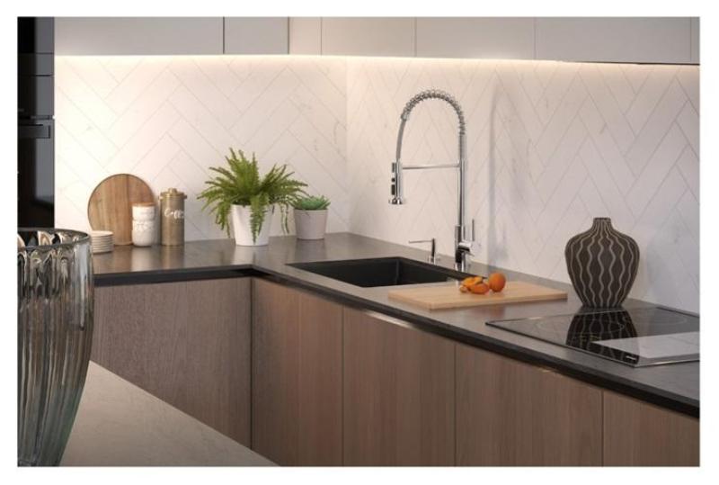 Quadri Redwick kuhinjska mešalna pipa Krom z delno prilagodljivim izlivom in prho z dvema vrstama curka plus funkcijo zaustavitve vode 1208971412