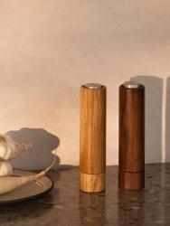 Woodsea Upside Down Oak - Hrastov lesen mlin za sol Ø5.4x22.5 cm 1208971591