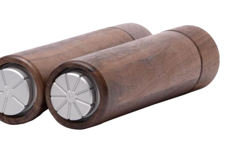 Woodsea Upside Down Oreh - Orehov leseni solni mlin Ø5.4x22.5 cm 1208971593