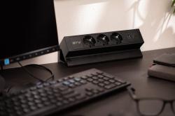 Pohištvena vtičnica BASCO, 3xSHUKO, USB A+C, kabel 1,5 m, črna