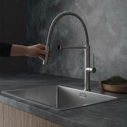 Pure.Sink Luxion masivna kuhinjska pipa iz nerjavečega jekla profi s fleksibilnim izlivom in 2 vrstama curka PLXFLEX-02