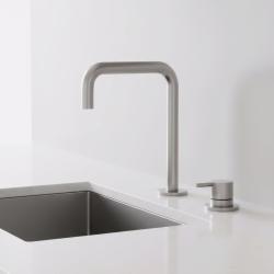 Pure.Sink Luxion 2-luknjasta kuhinjska pipa iz masivnega nerjavečega jekla z U-izlivom PLX2HU-02