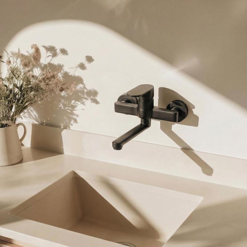 Aquanello Casa Enoročajna kuhinjska stenska pipa, črna, z izlivom 15 cm BL-1415-CS