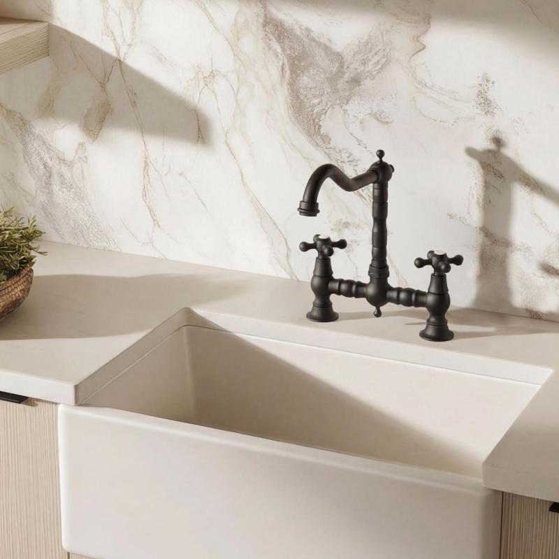 Aquanello Heritage Ascot Klasična kuhinjska pipa v nostalgijskem slogu, črna, s križnimi ročaji BL-4001-HA