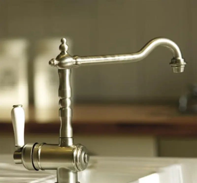 Nostalgische kuhinjska pipa V1920 Krom